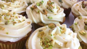 pistachio cupcakes 1